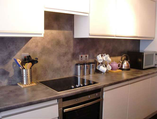 7a Hillhead kitchen2