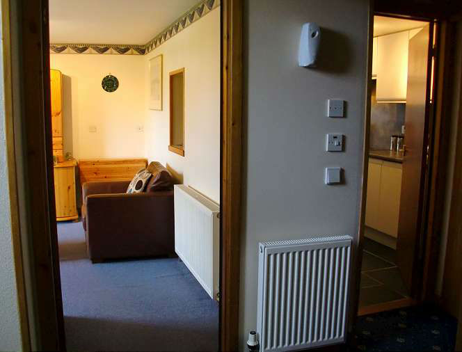 7a Hillhead interior