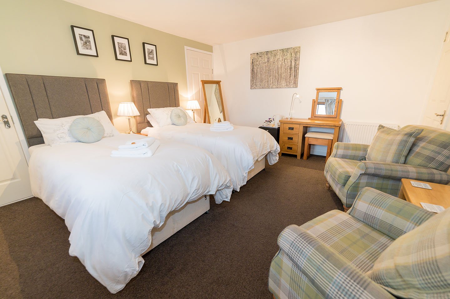 Noss Twin/Super Kingsize Room