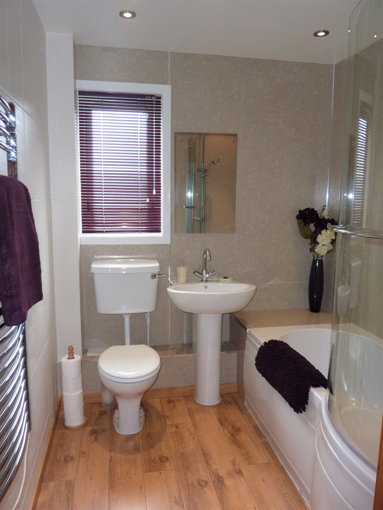Hjaltland bath/shower